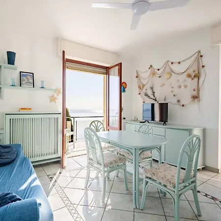 Casa Serre Fronte Mare Laigueglia