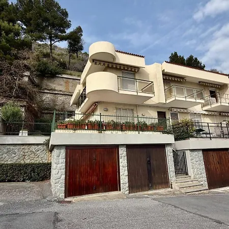 Casa Serre Fronte Mare Lejlighed