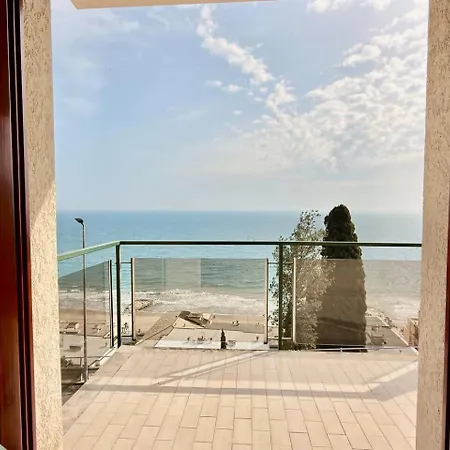 Casa Serre Fronte Mare *