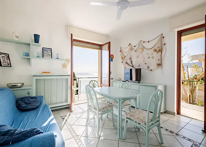 Casa Serre Fronte Mare * Laigueglia