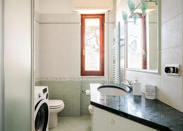 Casa Serre Fronte Mare 아파트